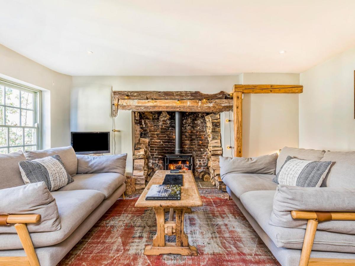 Pass The Keys Charming Downland Cottage Chichester Eksteriør bilde