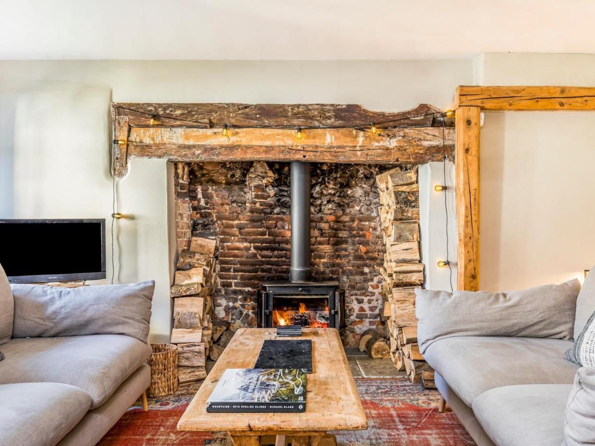 Pass The Keys Charming Downland Cottage Chichester Eksteriør bilde