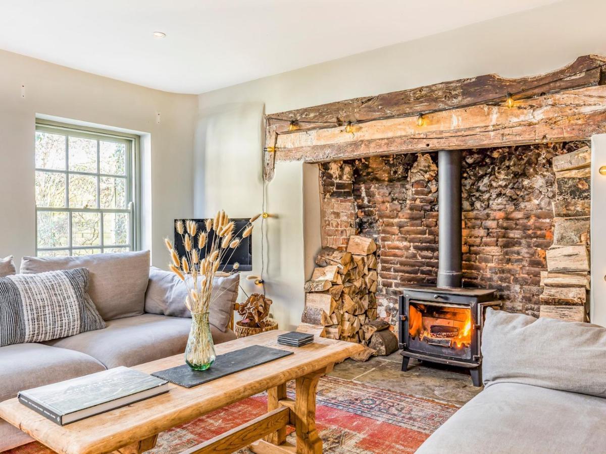 Pass The Keys Charming Downland Cottage Chichester Eksteriør bilde