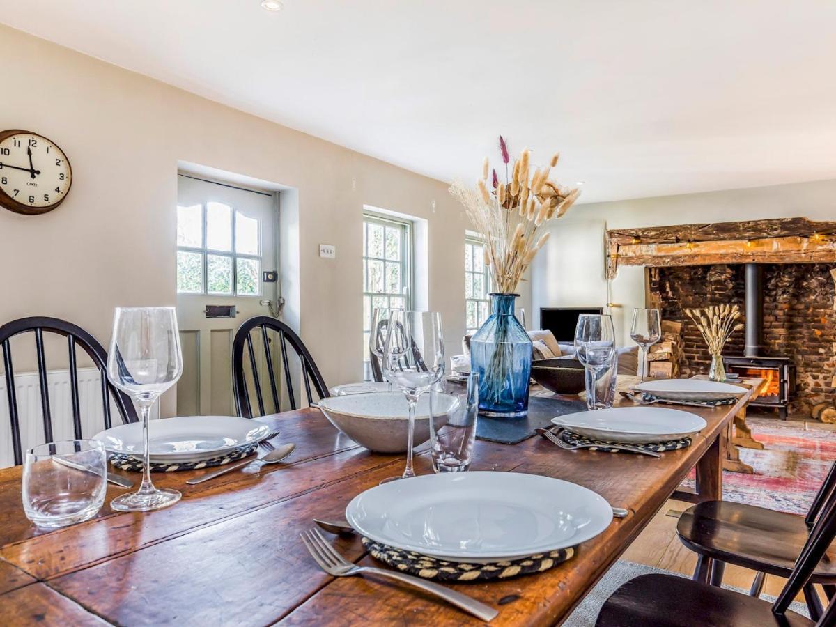 Pass The Keys Charming Downland Cottage Chichester Eksteriør bilde