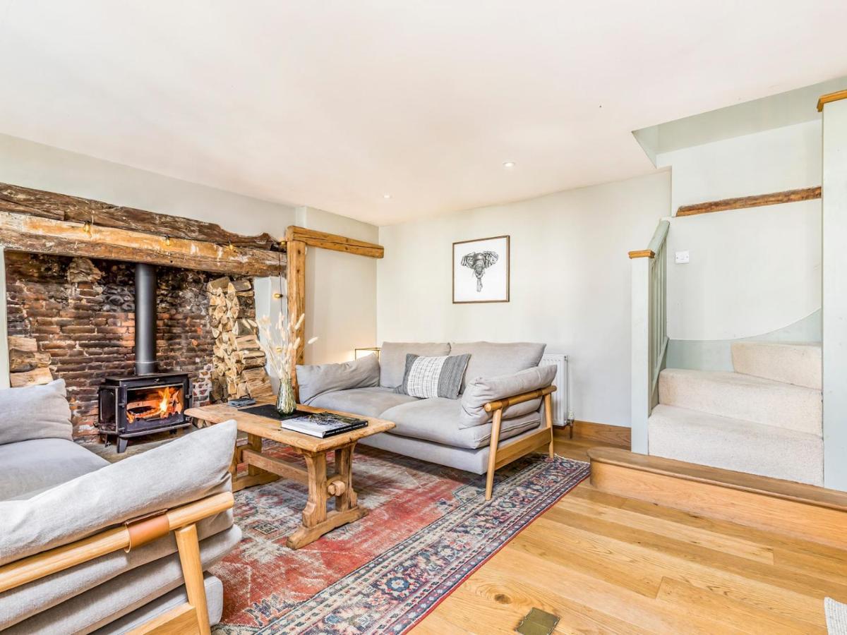 Pass The Keys Charming Downland Cottage Chichester Eksteriør bilde