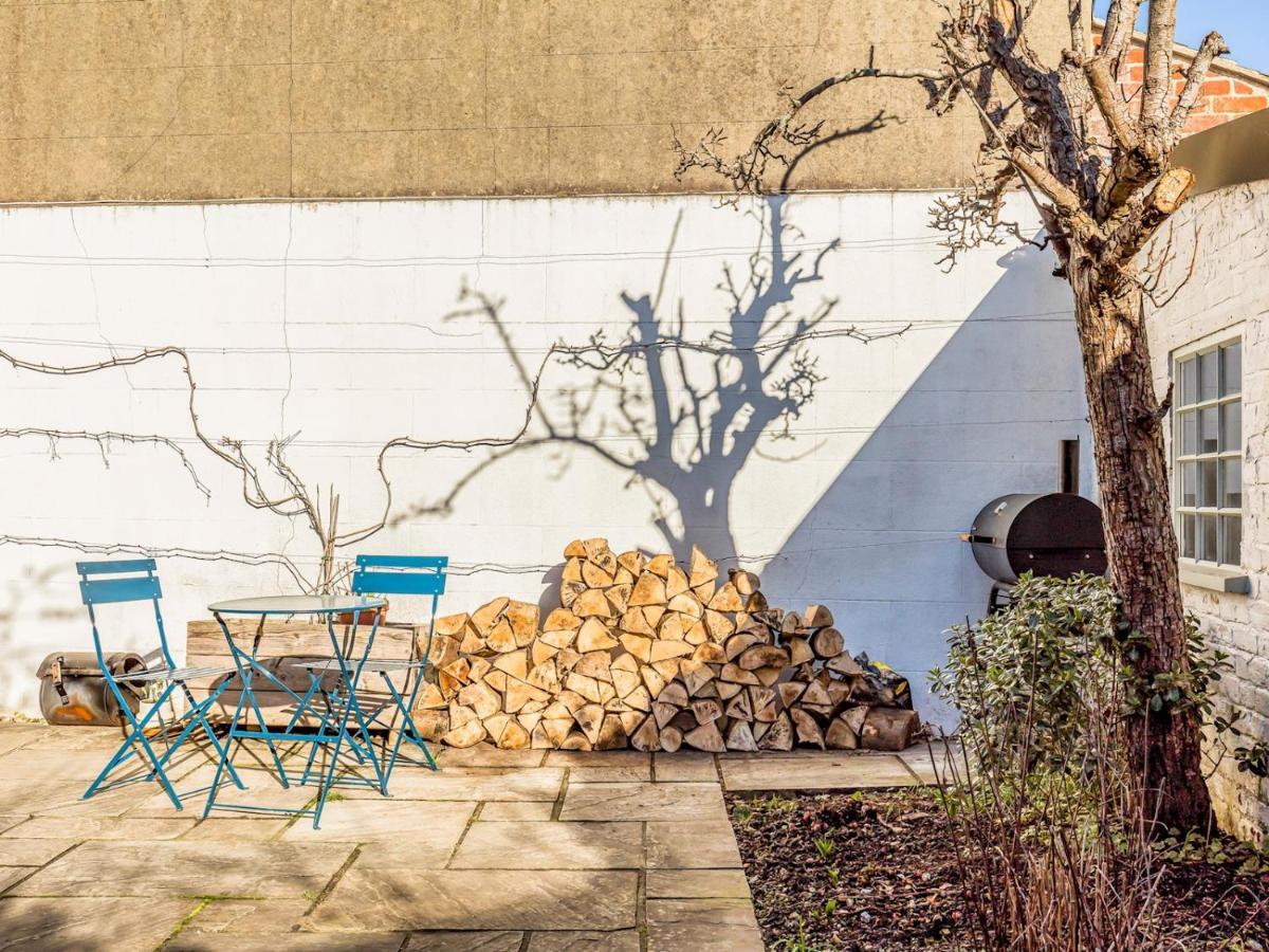 Pass The Keys Charming Downland Cottage Chichester Eksteriør bilde