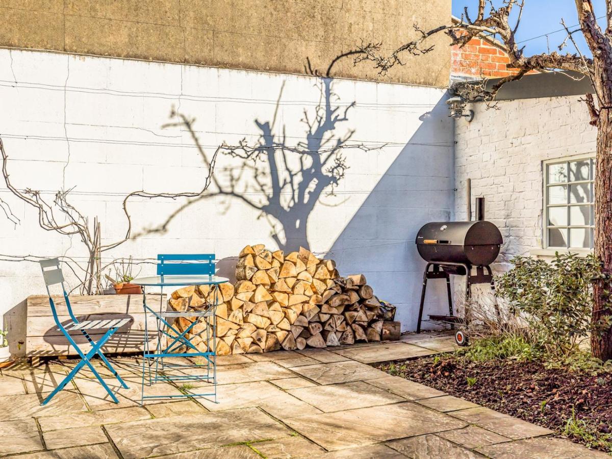 Pass The Keys Charming Downland Cottage Chichester Eksteriør bilde